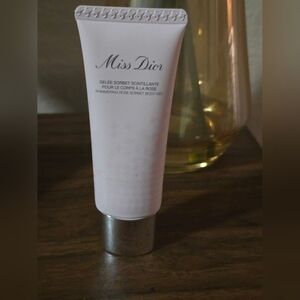 Miss Dior Shimmering Rose Sorbet Body Gel – 75 ml / 2.5 oz New & Sealed